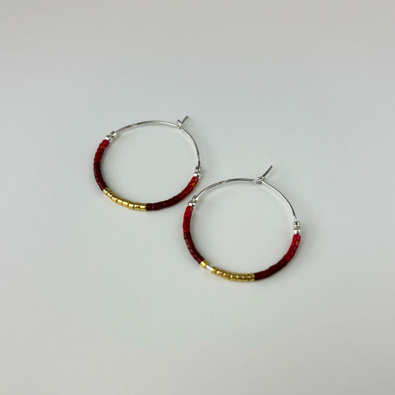 Beaded hoop earrings - red and gold ombre