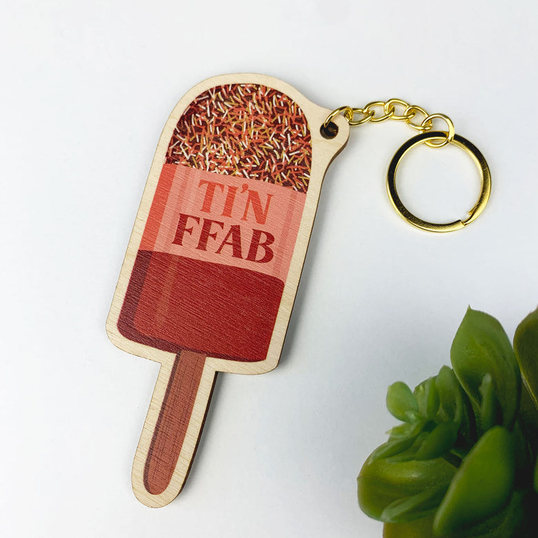 Ti'n ffab wooden keyring