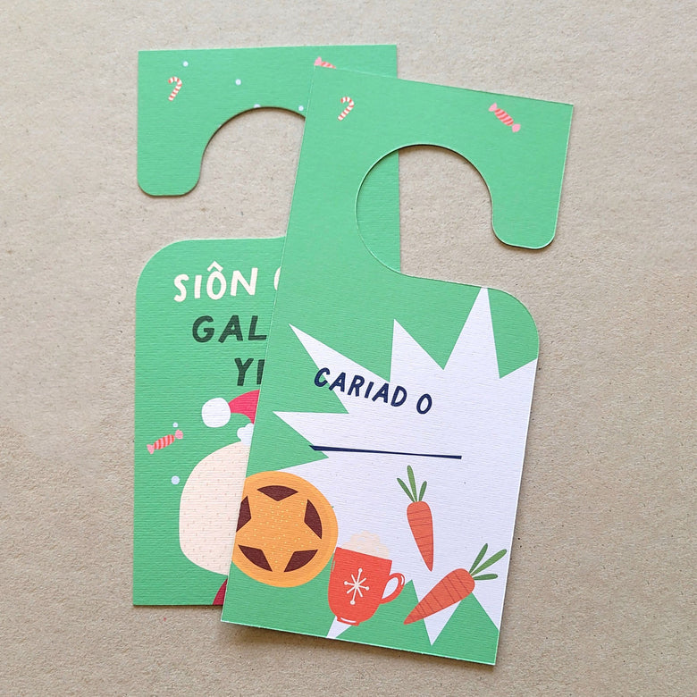 Galwch yma Siôn Corn door hangers - pack of 2