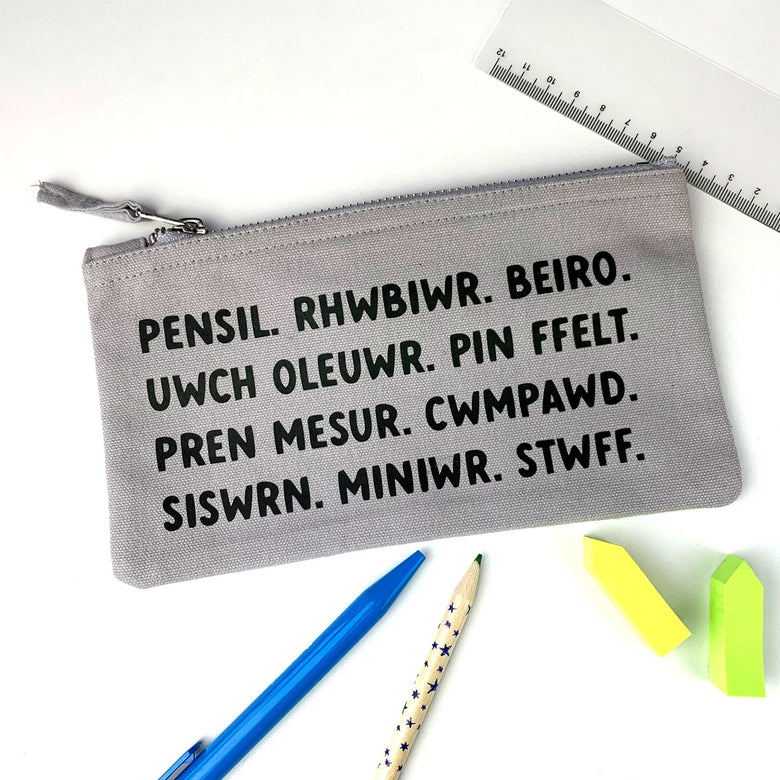Welsh definition pencil case