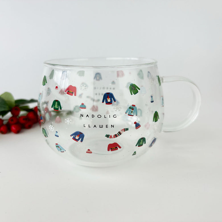 Nadolig Llawen glass mug - jumpers