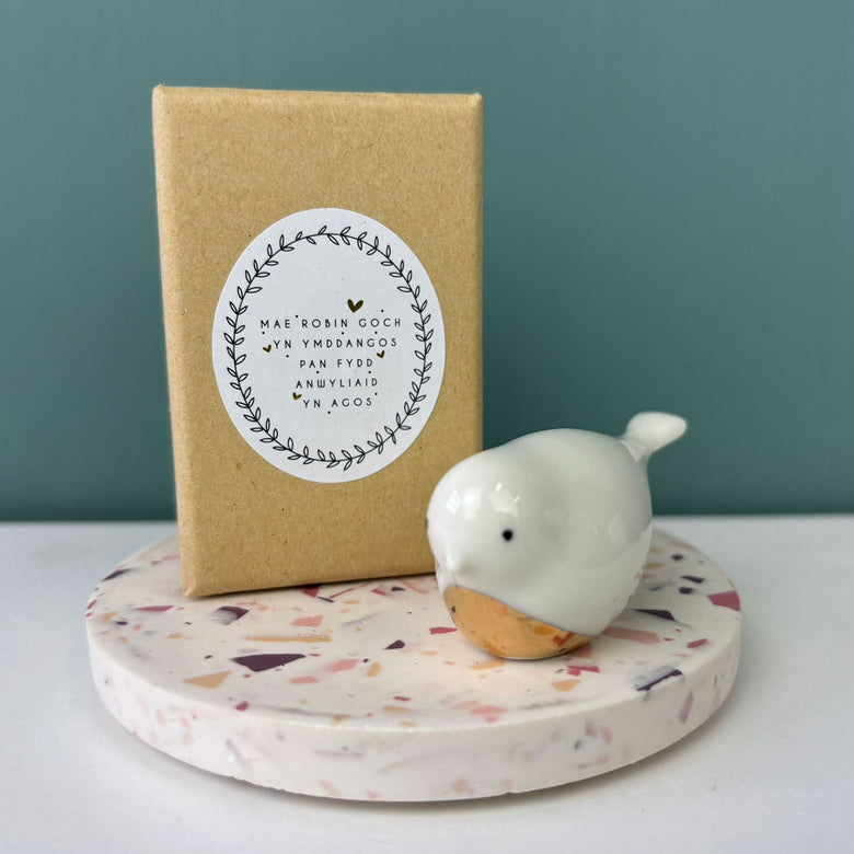 Welsh Robins are near token | Welsh gifts | Adra