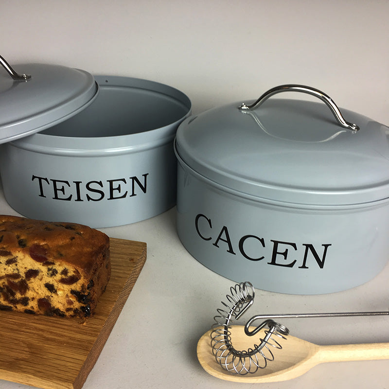 Cacen/Teisen cake tin - serif, mid grey & chrome