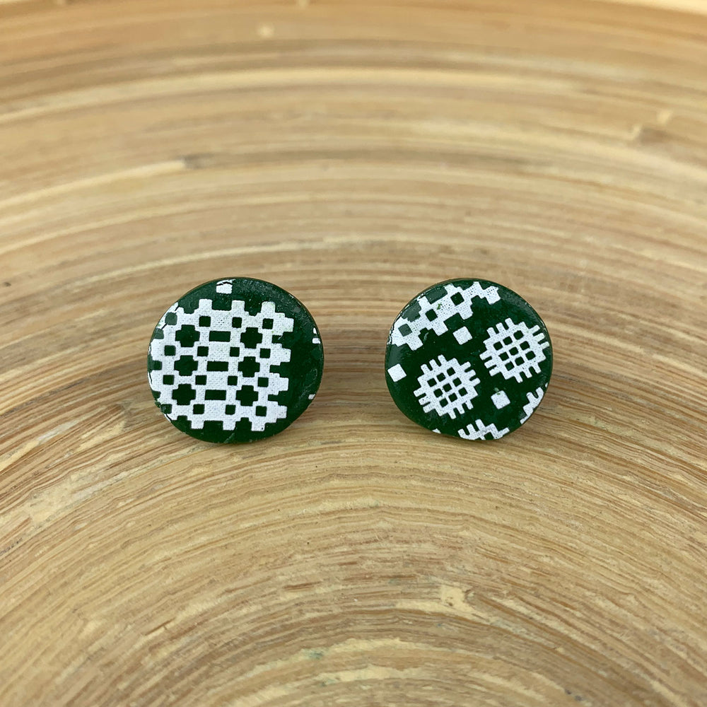 Welsh blanket print stud earrings - green