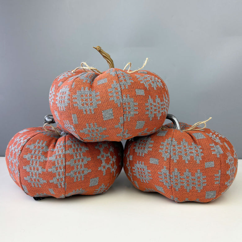 Welsh blanket pumpkin - orange and grey