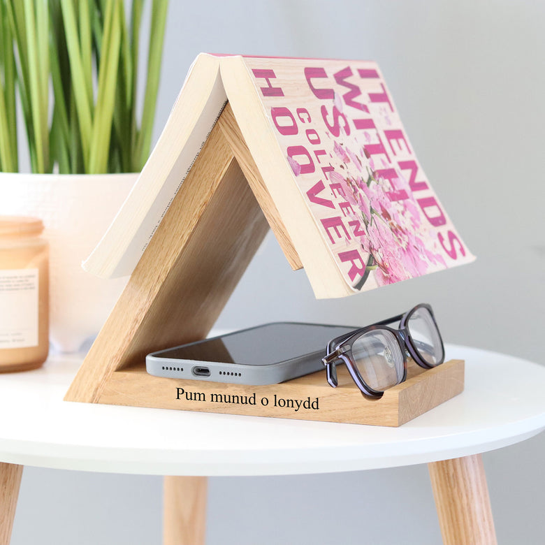 Personalised oak book rest