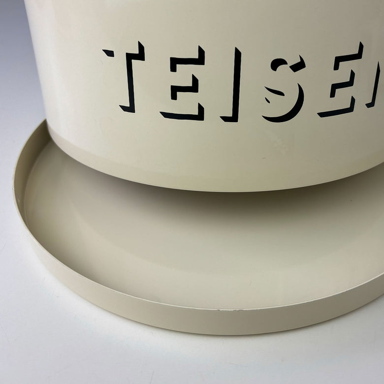 Large upside down Teisen cake tin - block, cream
