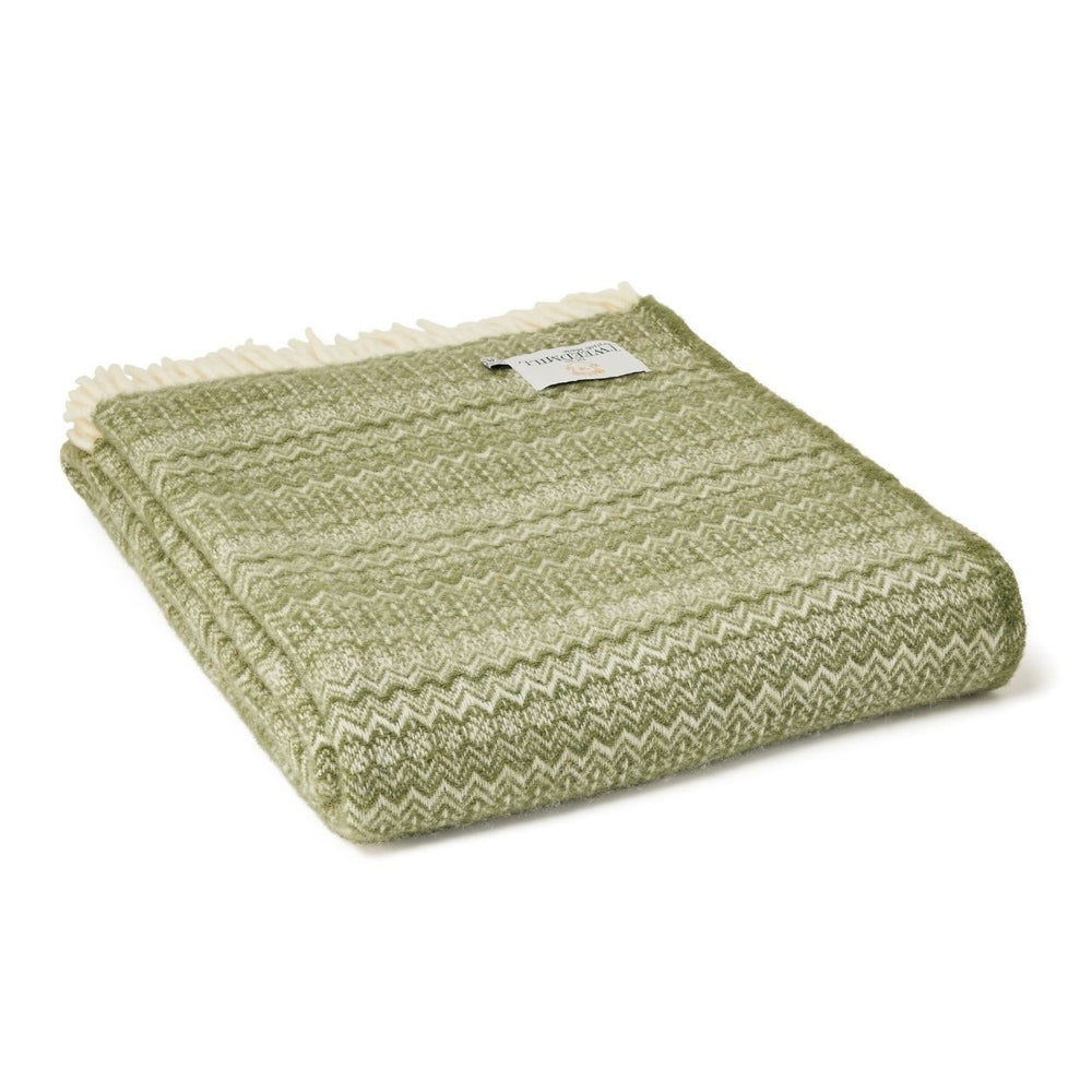 Wool fair isle Welsh throw - sage green