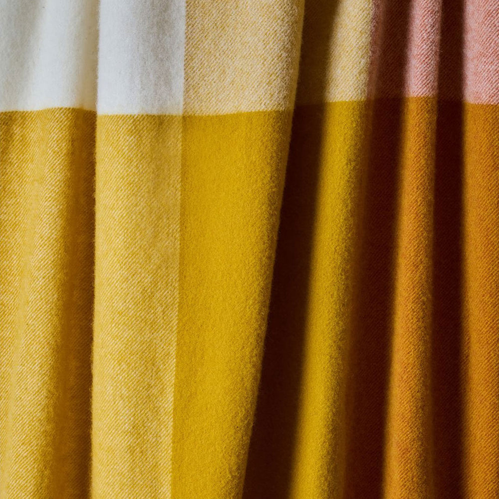 Wool extra large Welsh check throw - cinnamon