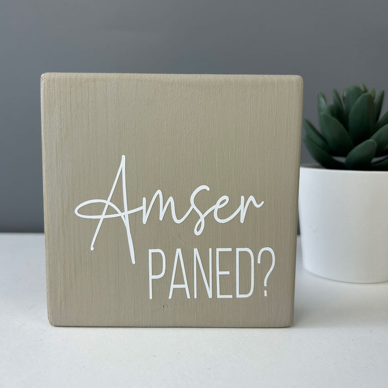 Amser paned block sign