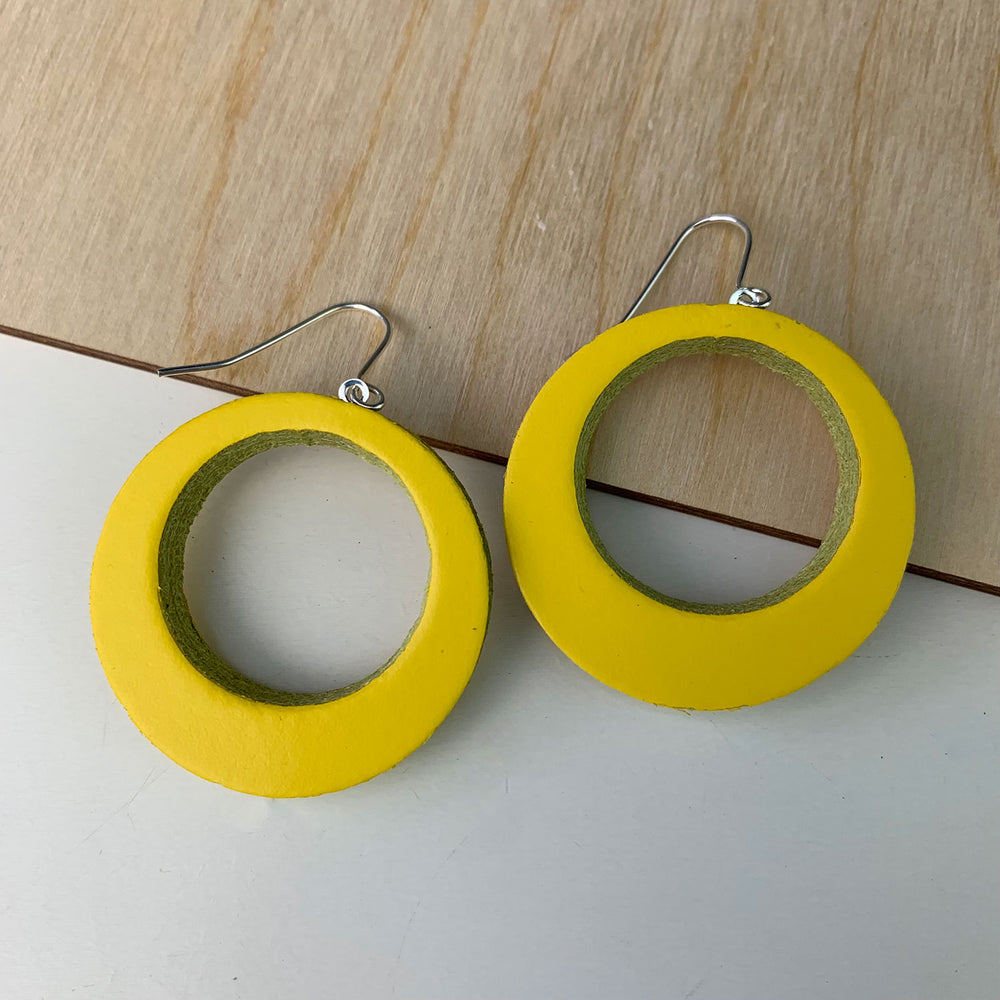 Leather hoop earrings - yellow