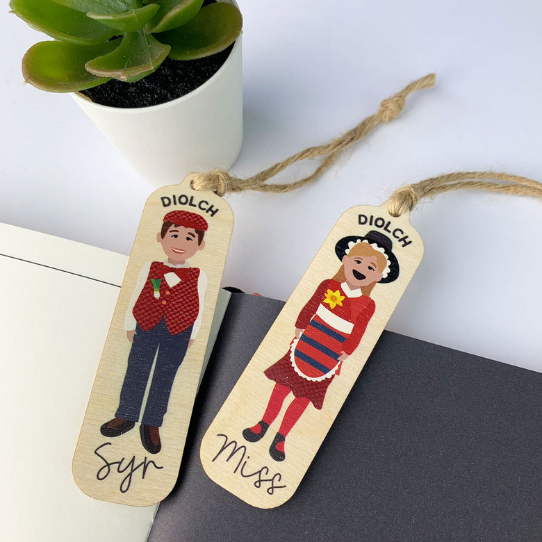 Diolch Syr wooden bookmark/decoration